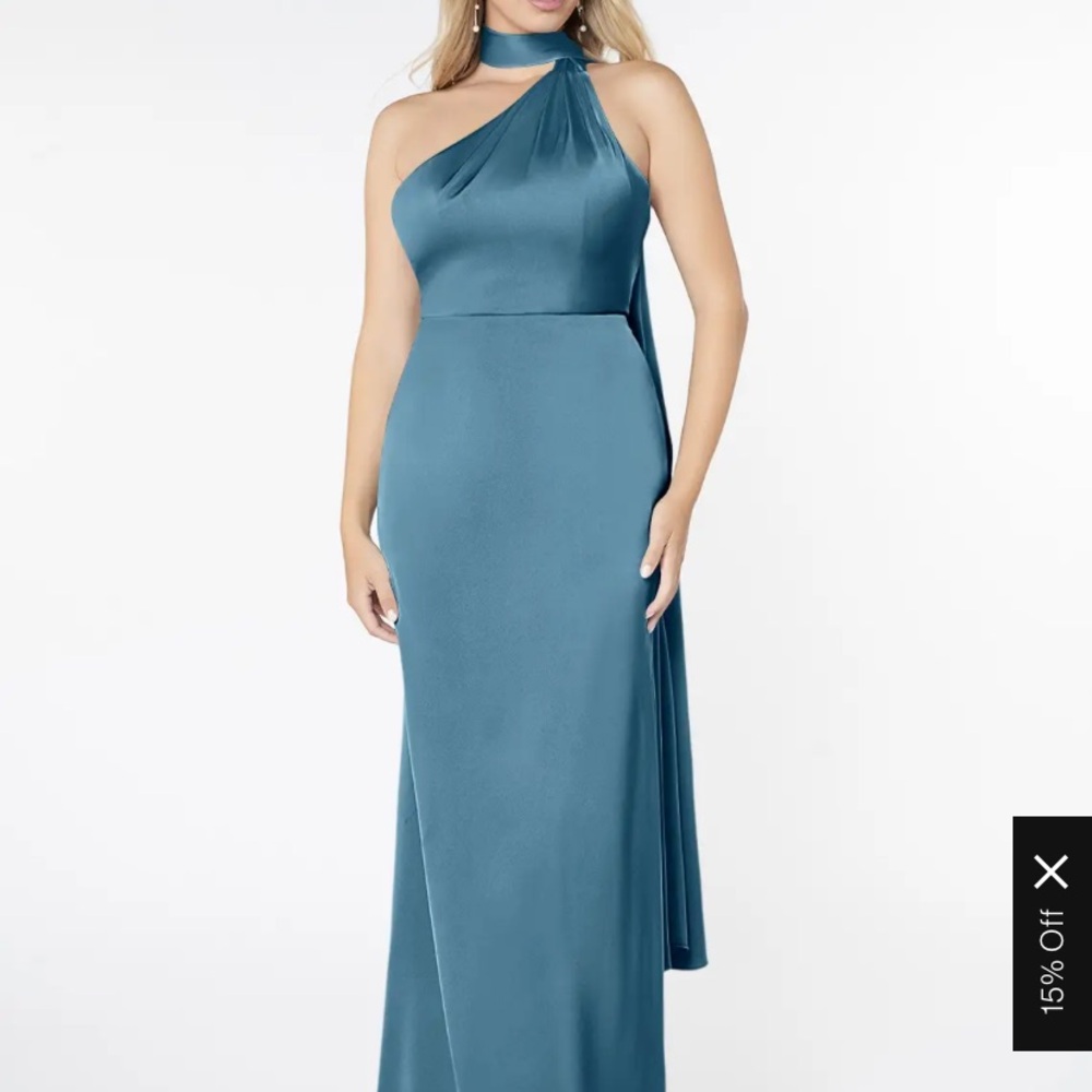 NWT Azazie Kaylani Bermuda Blue Size 2
